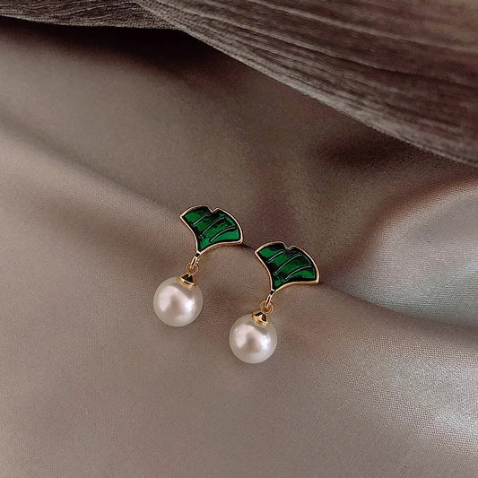 Apricot Leaf Pearl Auricular Earrings