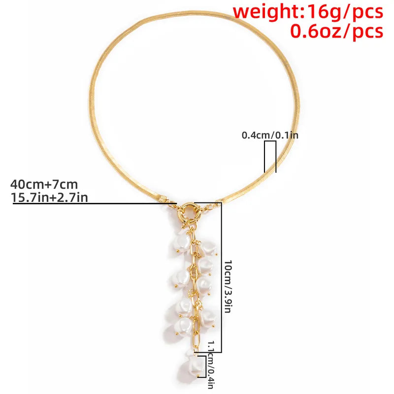 Simple Classic Style Flower Imitation Pearl Alloy Pendant Necklace